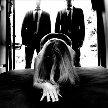 Caning Van - Bdsm On Wheels Apartment